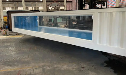 Contenedor marítimo prefabricado de 40 pies con piscina y ventana acrílica para spa exterior. 2
