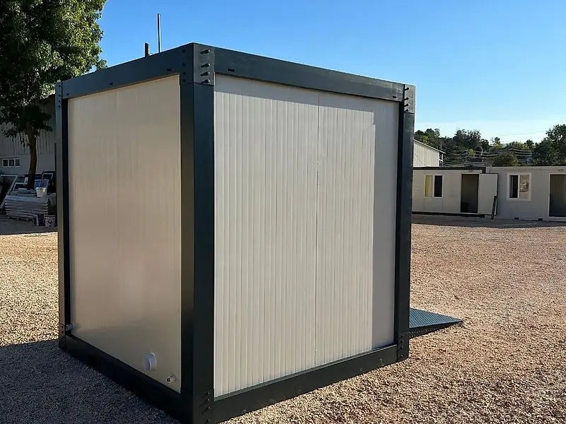 Contenedor sanitario para personas con discapacidad, 220 x 220 cm 2